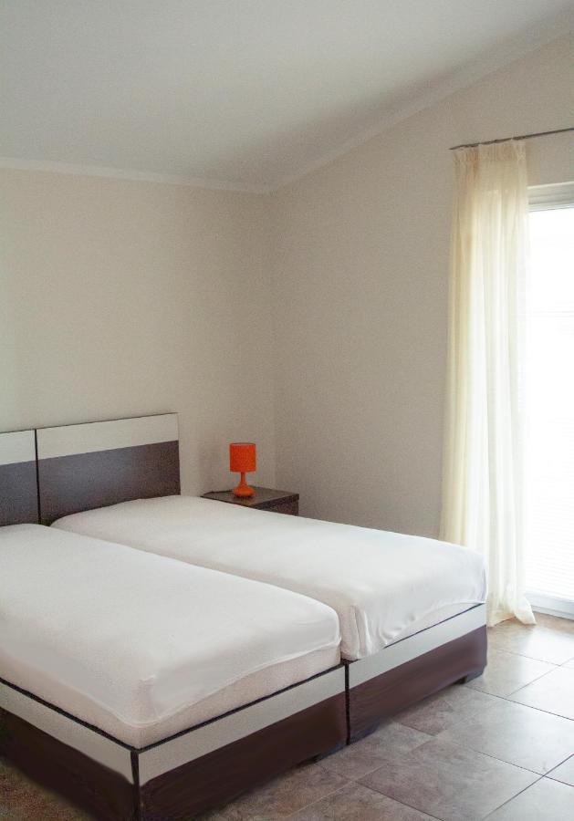 Hostel "Kraljica Snezna " Sutomore Luaran gambar