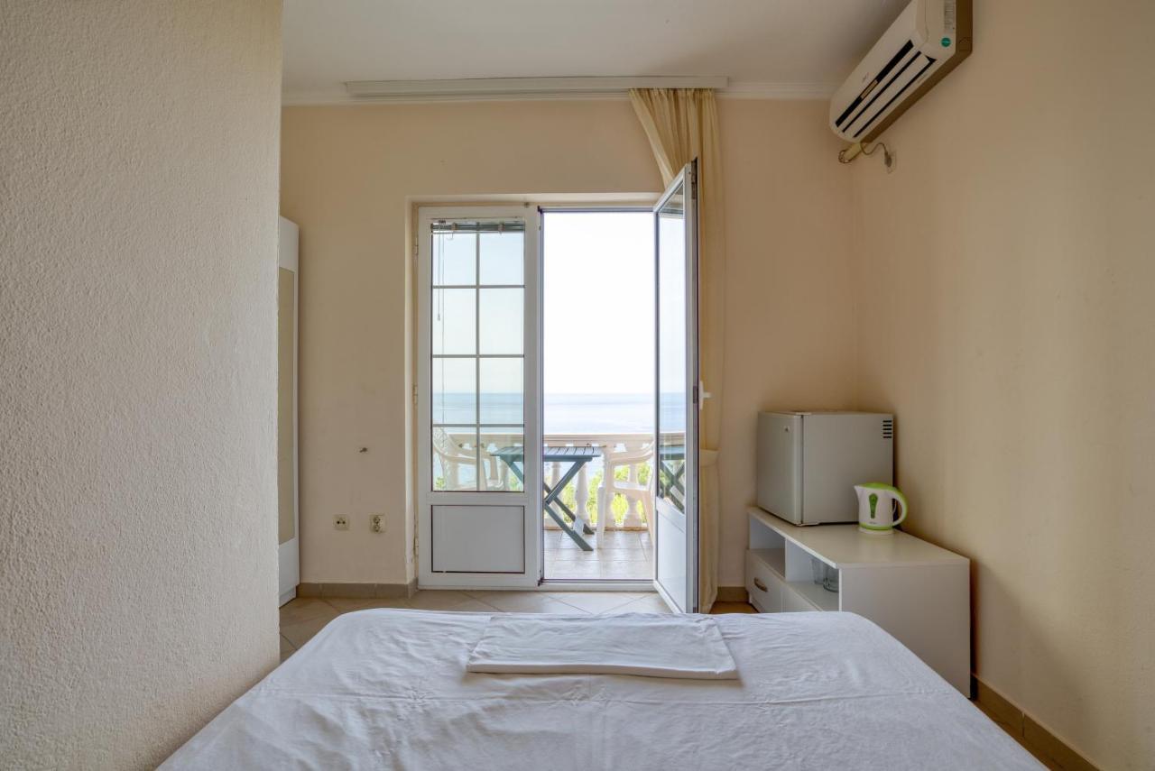 Hostel "Kraljica Snezna " Sutomore Luaran gambar